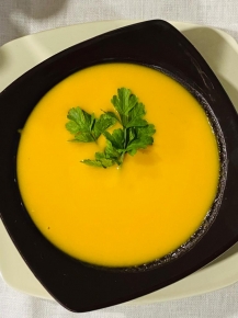 CREMA DE ZANAHORIA AL CURRY